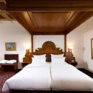 Hotel King's First ****